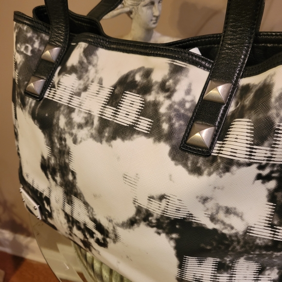 L.A.M.B. by Gwen Stefani Logo Tote Bag Black White Luxury Designer Bag #583 - Picture 12 of 14